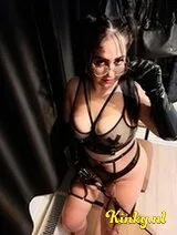 Isabell - Ready to fulfill your fantasy