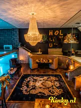 villa-weizigt-club-in-dordrecht-60a266188fe720cb5959e3e5