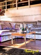 villa-weizigt-club-in-dordrecht-5cf6a7eec0720111be799c85