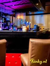 villa-weizigt-club-in-dordrecht-5cf6a8000071c483cac2989f