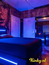 villa-weizigt-club-in-dordrecht-60a265cd038b1079ef921141