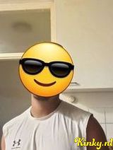 Mickey - Hi I'm mickey if you wants to fulfill your