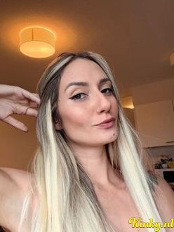 hanna-prive-ontvangst-via-kinky-68e7db18918ef4001394421b