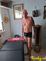 toby-erotische-massage-via-kinky-68b6d7611240cb00133943a7