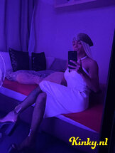 latina-prive-ontvangst-via-kinky-6894012e4783f70013b172c9