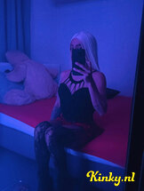 latina-prive-ontvangst-via-kinky-6894012d29a22700136148a5