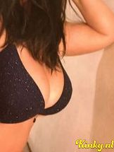 mandy-erotische-massage-via-kinky-69163f8096de780013836a94