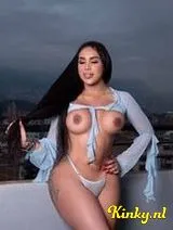 Andrea - New in your city to please you as you deserve 