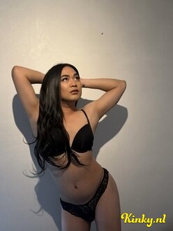 lily-prive-ontvangst-via-kinky-681b4674375bfd0013189a63