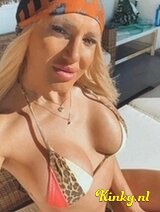 Lia - Super sensual, sexy and addictive