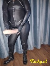 anja-prive-ontvangst-via-kinky-67e14572bba7d20013d3ee15