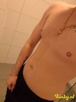 nate-escort-via-kinky-698f4649e60a470012dc8ebd