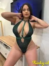 Sophie - Sexy and natural girl