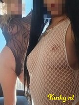 maya&vanessa-escort-via-kinky-67da618d79f31c0013e936ba