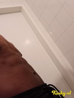 kingsley-prive-ontvangst-via-kinky-67c60ba4533e6f00132826d4