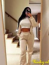 amy-escort-via-kinky-68fea40baef88e0013c99ce2