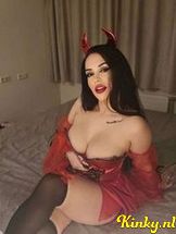 claudia-virtual-sex-via-kinky-684b12c6b04b8d00132de4ca