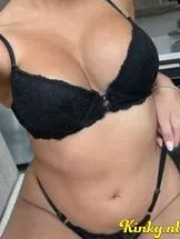 inna-escort-via-kinky-6918f9112ae1c70012230b6c