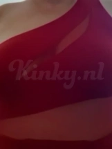 elvira-escort-via-kinky-6836d19d375bfd001318c1c9