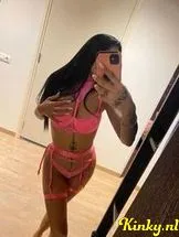 aylin-escort-via-kinky-68dd5fc96414c600131a56e2
