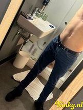 ady-escort-via-kinky-6904aaa15a625a00138ab8e9