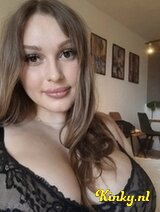 Leya - Bomba hot Lya