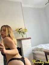 annalissa-virtual-sex-via-kinky-68f132b2c0682f0013dff9f3