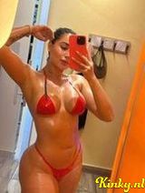 Mariana - Luxury & Passion