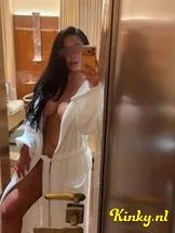 sara-escort-via-kinky-698e026c646acd001318cbc2