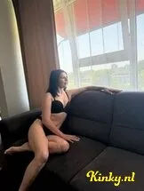 vanesa-escort-via-kinky-6849e9264783f70013b0f94a