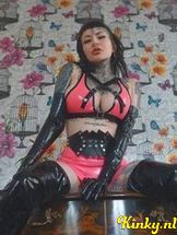 aracne-bdsm-via-kinky-68e7a76cf6c6eb0013e5ff57