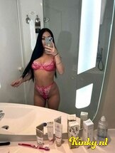 miruna-escort-via-kinky-67e3813b63ab3c0013f9222d