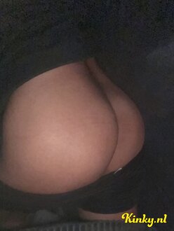 nigel-escort-via-kinky-6824a2756f455c0013cfe9da