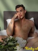 Shams - I am an open minded guy. into hot fun 