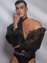 Shams - I am an open minded guy. into hot fun 🥵