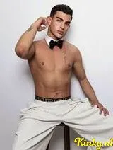 Shams - I am an open minded guy. into hot fun 🥵