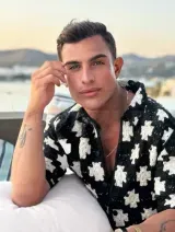 Shams - I am an open minded guy. into hot fun 