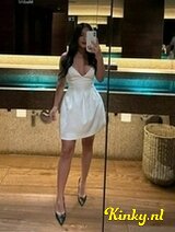 Sofia - Hot sexy brunette