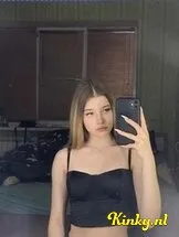 lolita-virtual-sex-via-kinky-67e68ffa700a3f0013e7b65a