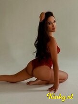 madina-prive-ontvangst-via-kinky-689361e41b6c4a00137aa8a2