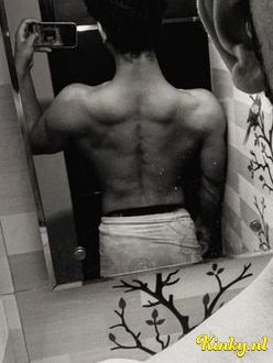 ahmed-escort-via-kinky-697c0f351b1ae90013d09016