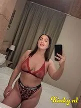 karolina-escort-via-kinky-696fc7fd95d4d60013673fc4