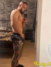 emanuel-escort-via-kinky-68d694f4f2706a00138dc9af