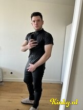 robert-escort-via-kinky-67eec6696f455c0013cf91a7