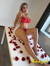 Heidy - Party girl latina blond