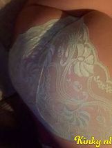 sabrina-virtual-sex-via-kinky-68dd28a3034a850013eaa617