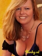 lisa-virtual-sex-via-kinky-67fcde24b04b8d00132d61c0
