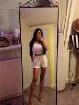 Bella - I am natural and real girl
