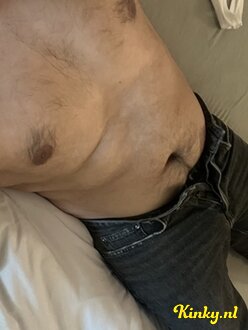 chris-escort-via-kinky-67ffb5a3b650a700133dd765