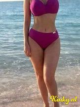 aicha-escort-via-kinky-6983e4566b12d80013144e84